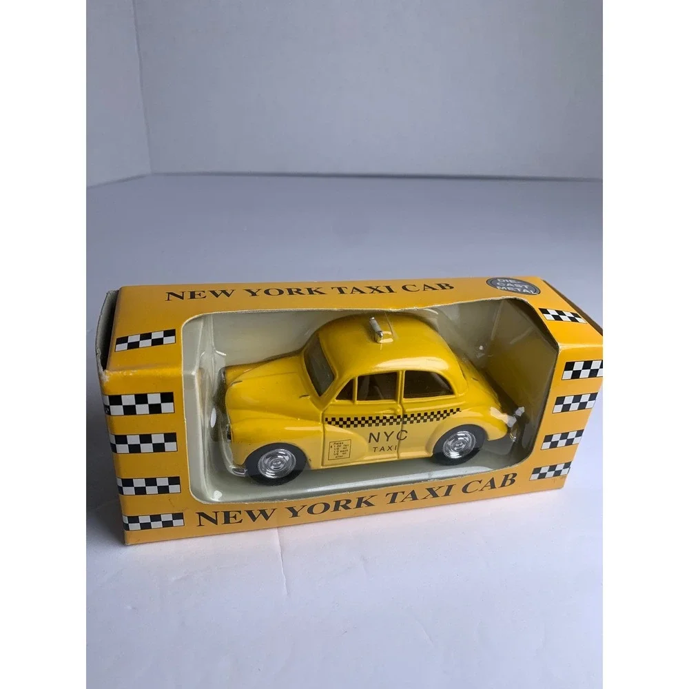 City Merchandise 1965 New York Taxi Cab Die‎ Cast Metal Yellow Retro
